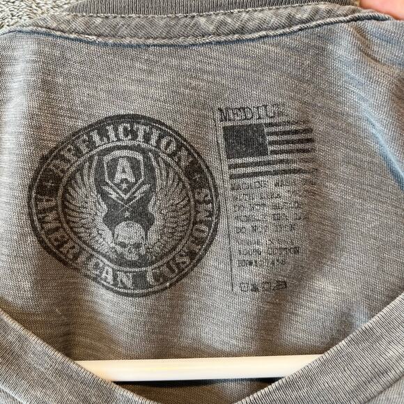 AFFLICTION Y2k Men's T-shirt V-Neck Flocked Grey Blue Size Medium Distressed - Picture 4 of 5
